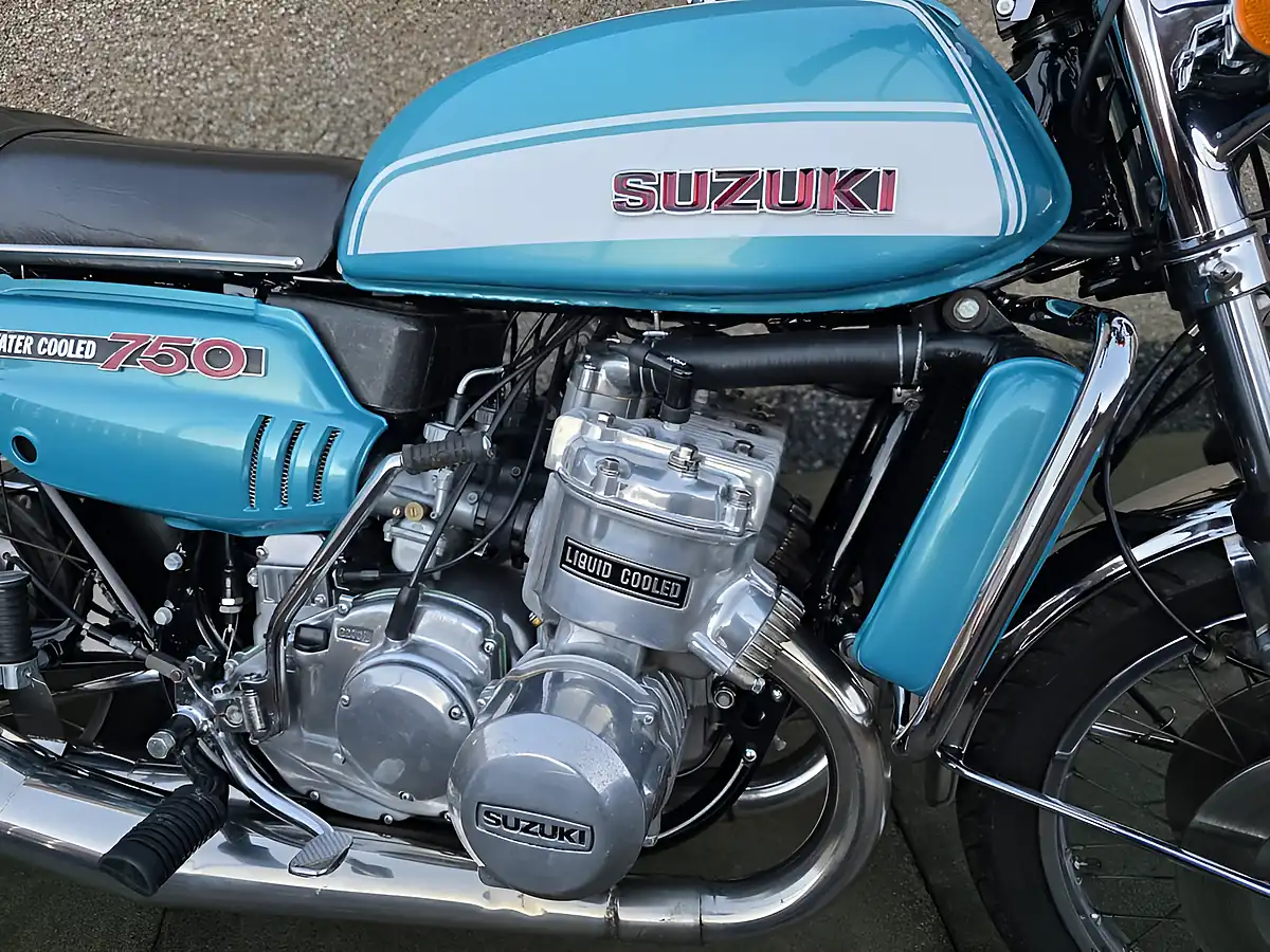 Used 1972 Suzuki GT750 - Interior and Exterior details 8