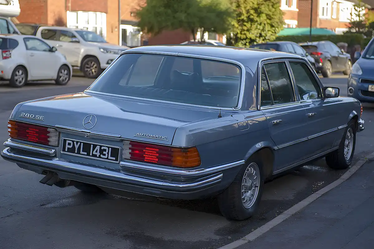 Used 1973 Mercedes-Benz 280 Se Silver Blue Metallic - Interior and Exterior details 2