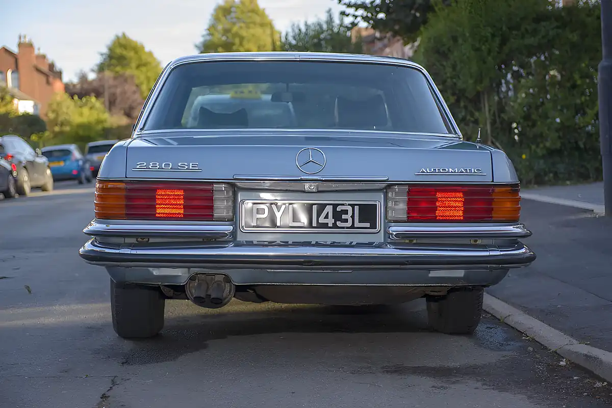 Used 1973 Mercedes-Benz 280 Se Silver Blue Metallic - Interior and Exterior details 4