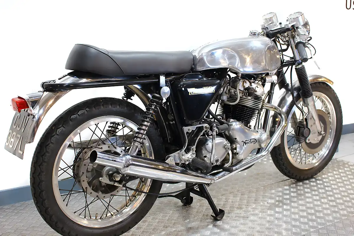 Used 1973 Norton Commando 750 Silver - Interior and Exterior details 3