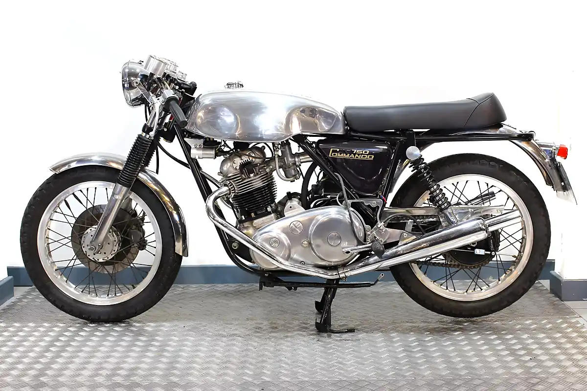 Used 1973 Norton Commando 750 Silver - Interior and Exterior details 8