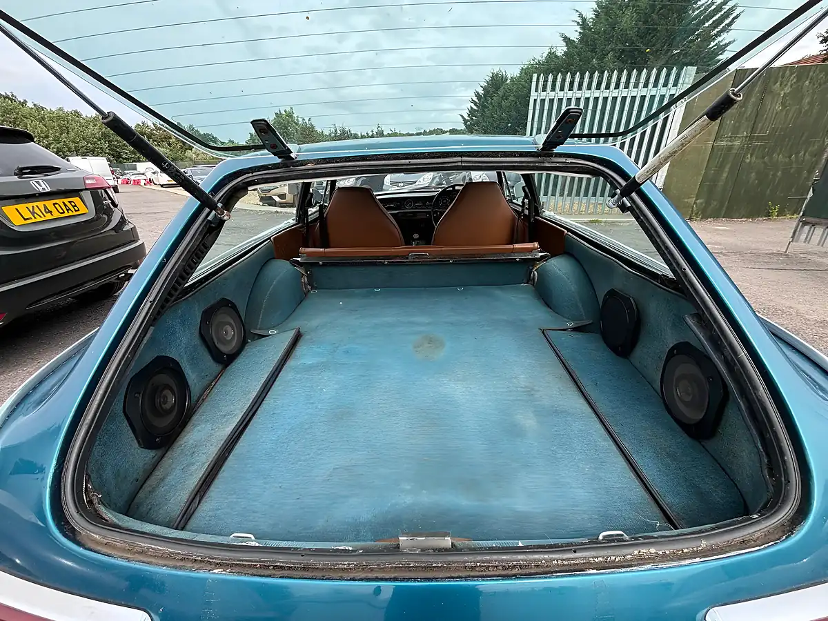 Used 1973 Volvo P1800 Es Estate Blue - Interior and Exterior details 11