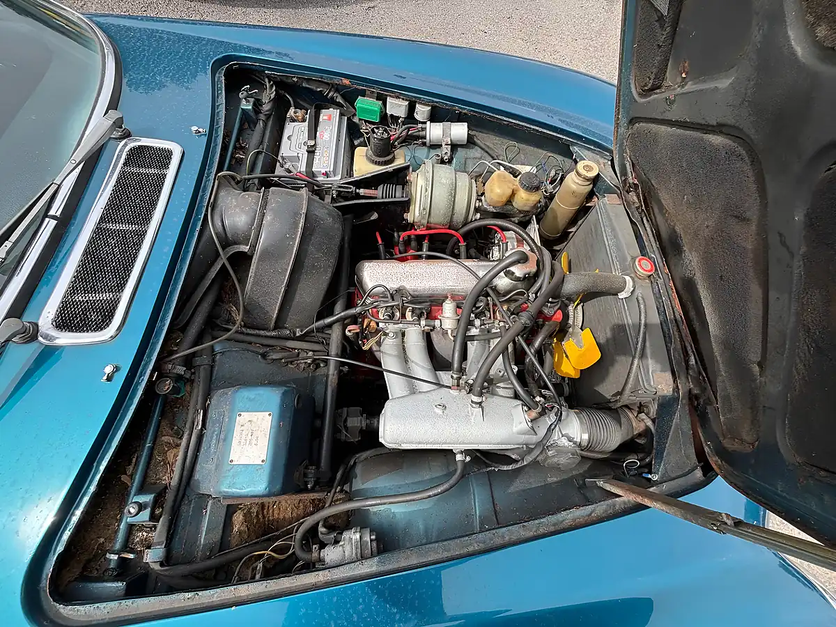 Used 1973 Volvo P1800 Es Estate Blue - Interior and Exterior details 13