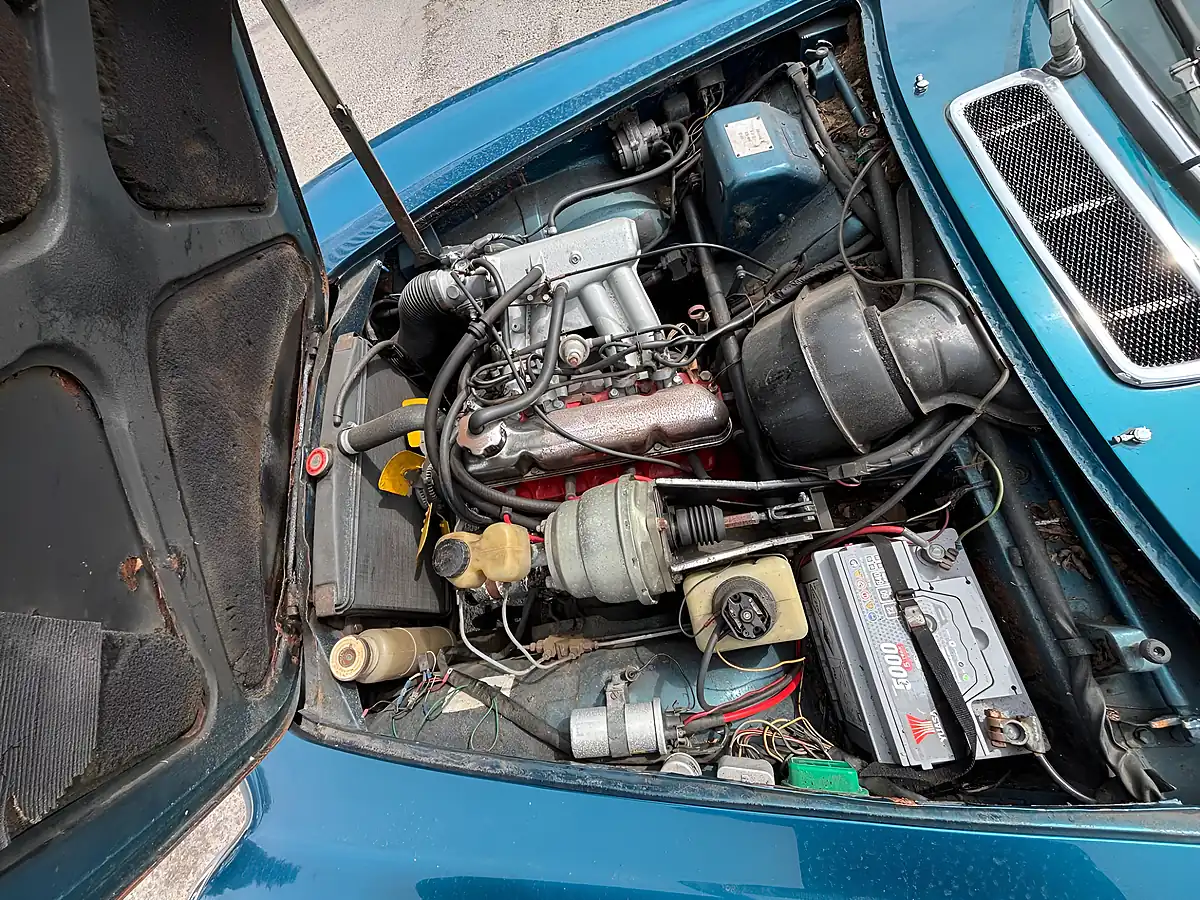 Used 1973 Volvo P1800 Es Estate Blue - Interior and Exterior details 14
