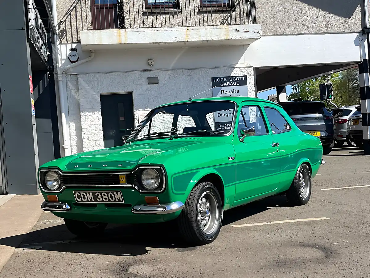 Used 1974 Ford Escort RS2000 Modena Green - Interior and Exterior details 10