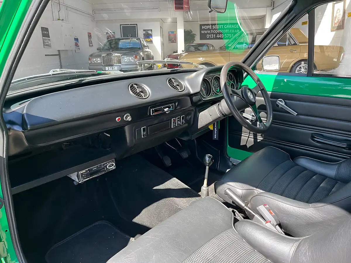 Used 1974 Ford Escort RS2000 Modena Green - Interior and Exterior details 11