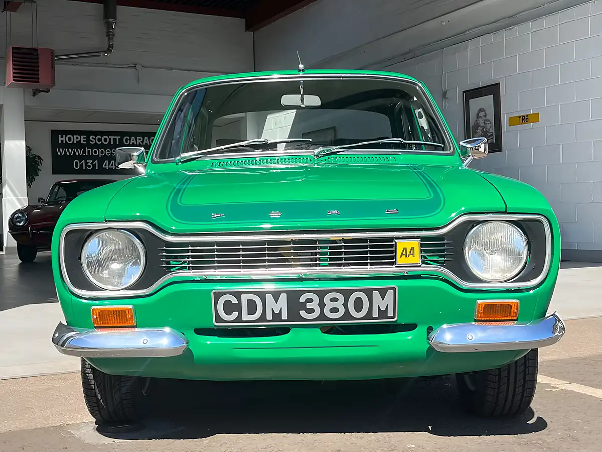 Used 1974 Ford Escort RS2000 Modena Green - Interior and Exterior details 17