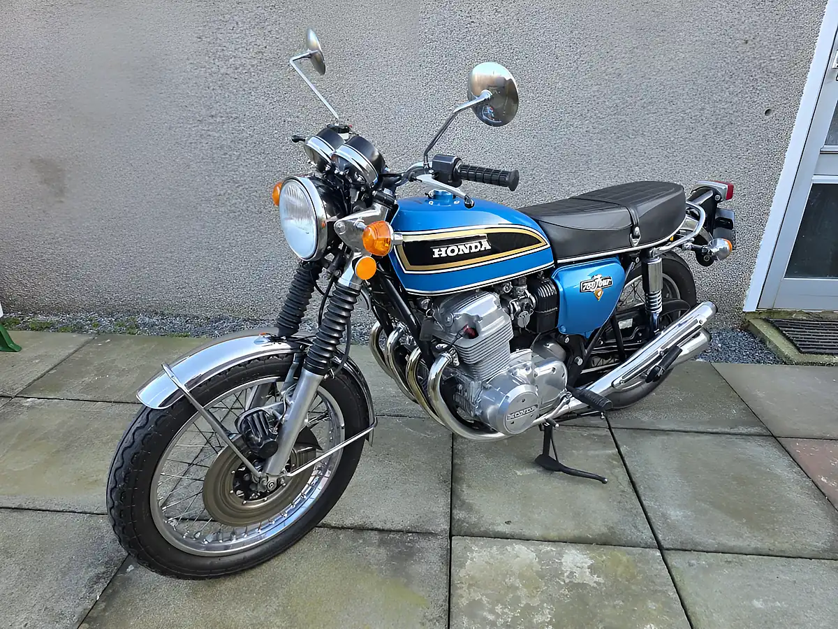 Used 1974 Honda CB750 K6 - Front View