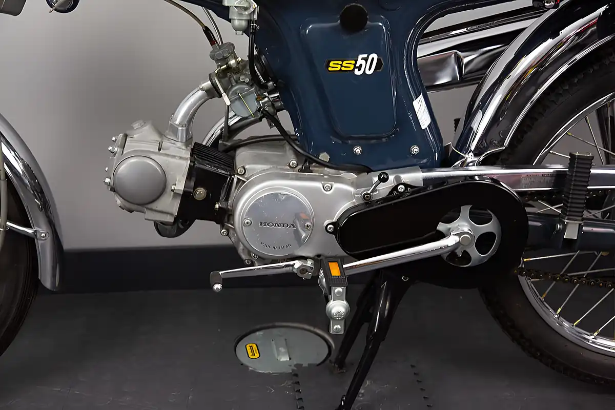 Used 1974 Honda SS50 Gold - Interior and Exterior details 4