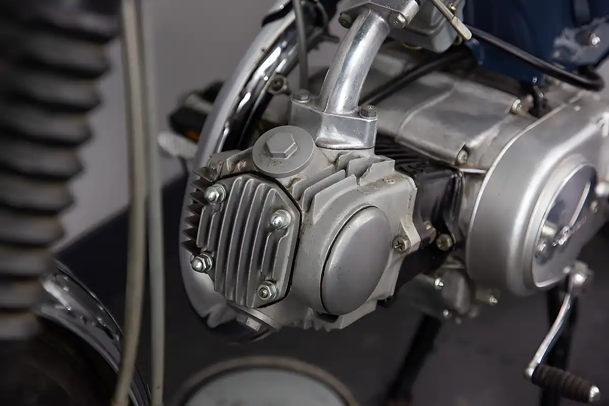 Used 1974 Honda SS50 Gold - Interior and Exterior details 8