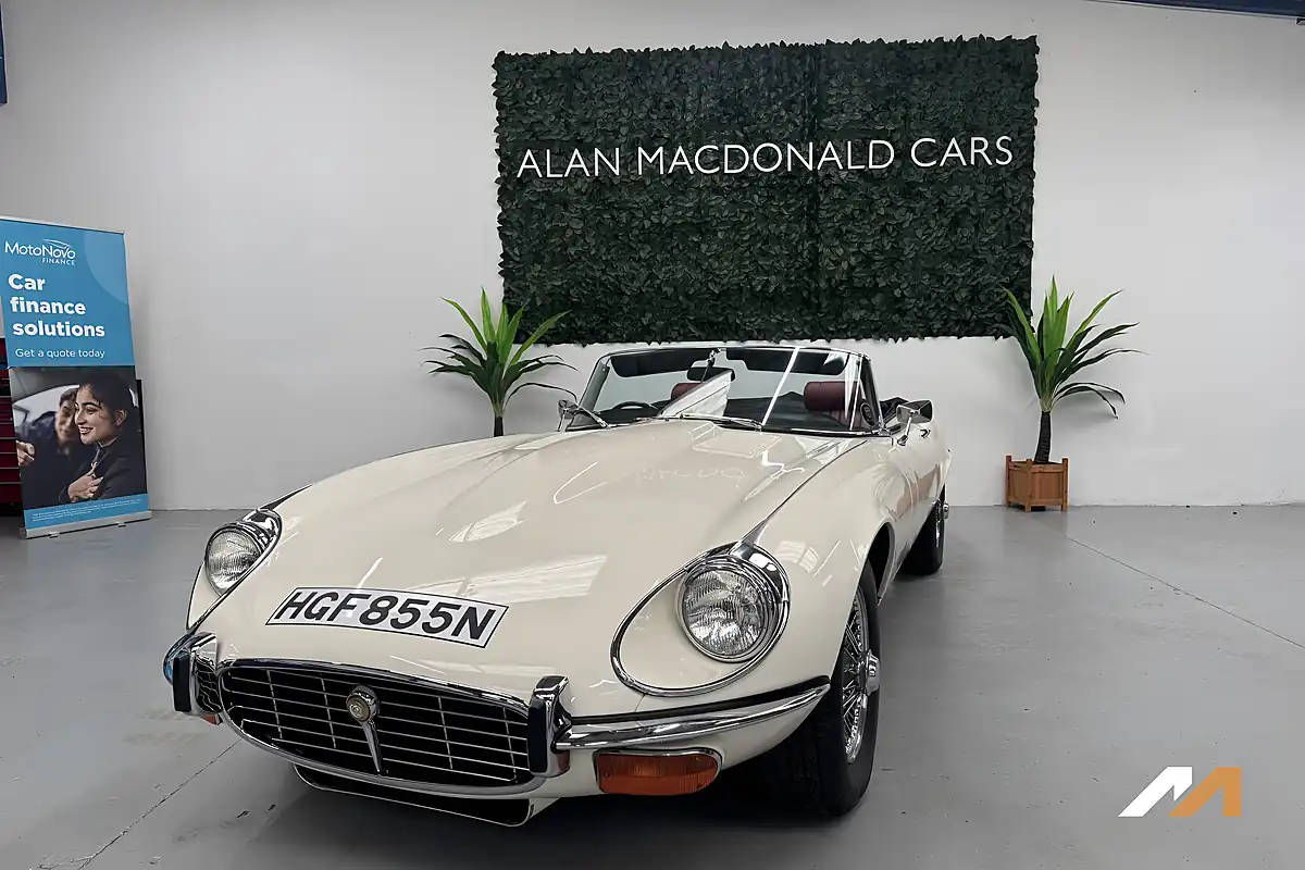 Used 1974 Jaguar E-Type Series 3 White - Front View
