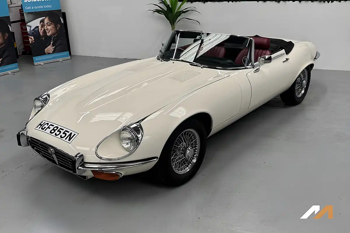 Used 1974 Jaguar E-Type Series 3 White - Interior and Exterior details 4