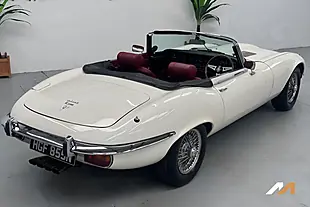 Used 1974 Jaguar E-Type White - Interior and Exterior details 10