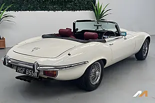 Used 1974 Jaguar E-Type White - Interior and Exterior details 3