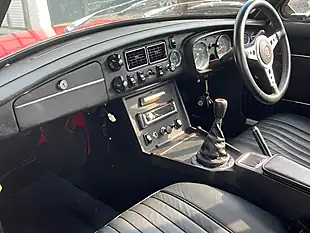 Used 1974 MG Mgb GT Coupe Tartan Red - Interior and Exterior details 6
