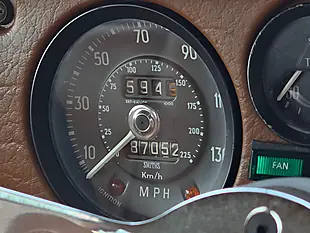 Used 1974 Reliant Scimitar Gte Coupe Burgundy - Interior and Exterior details 19