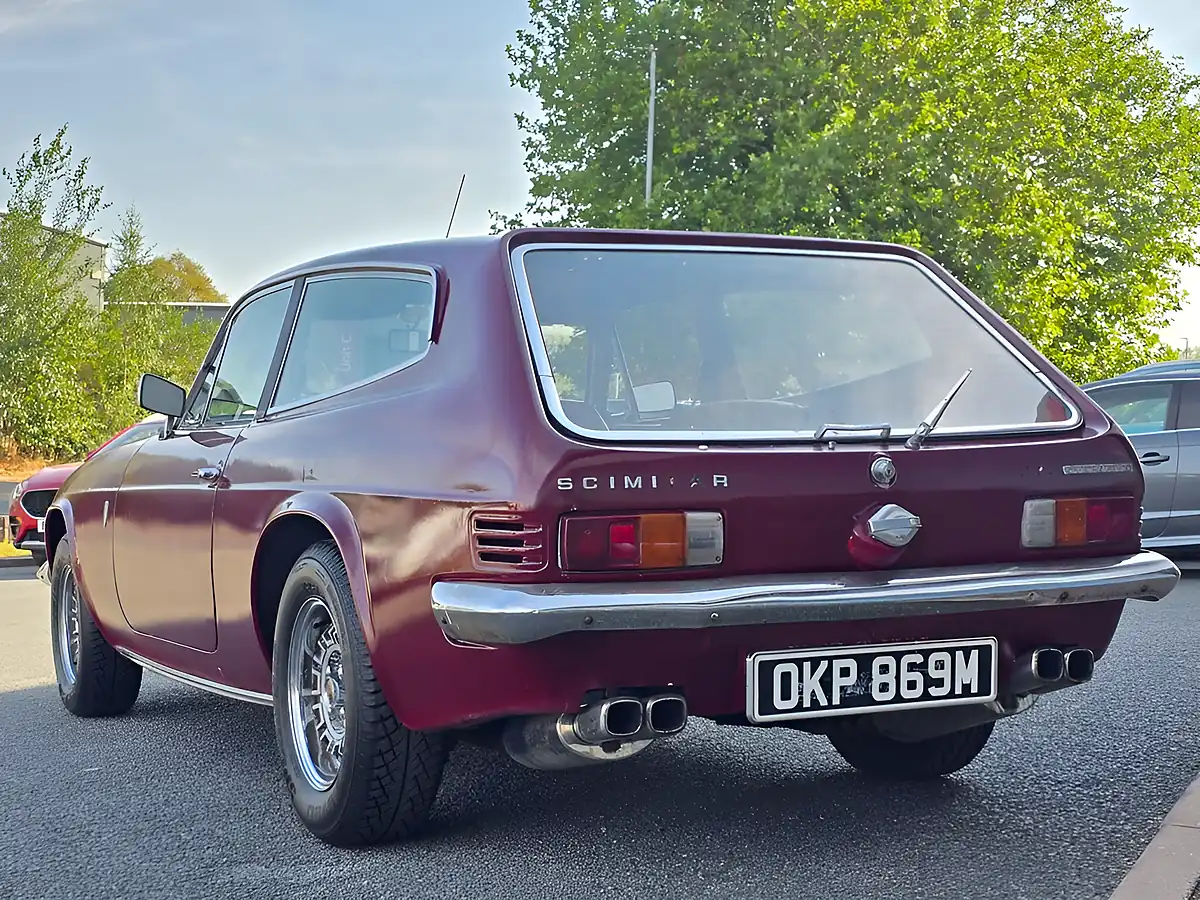 Used 1974 Reliant Scimitar Gte Coupe Burgundy - Interior and Exterior details 3