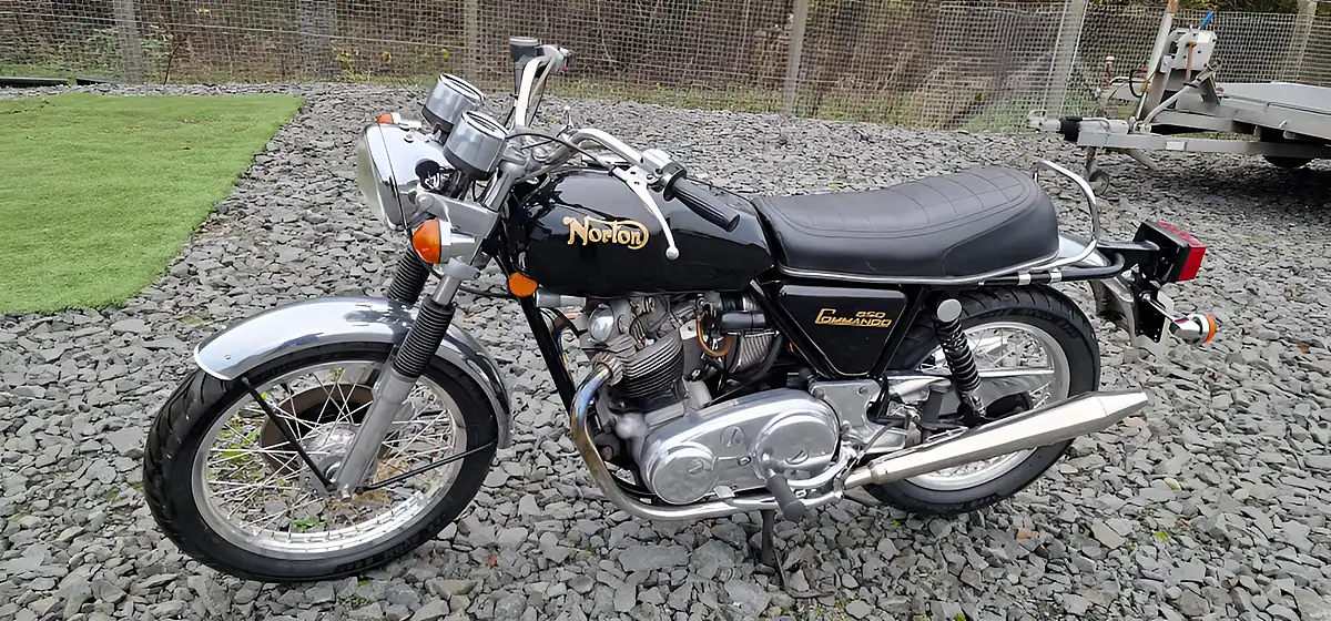 Used 1975 Norton 850 Commando Roadster - Interior and Exterior details 2