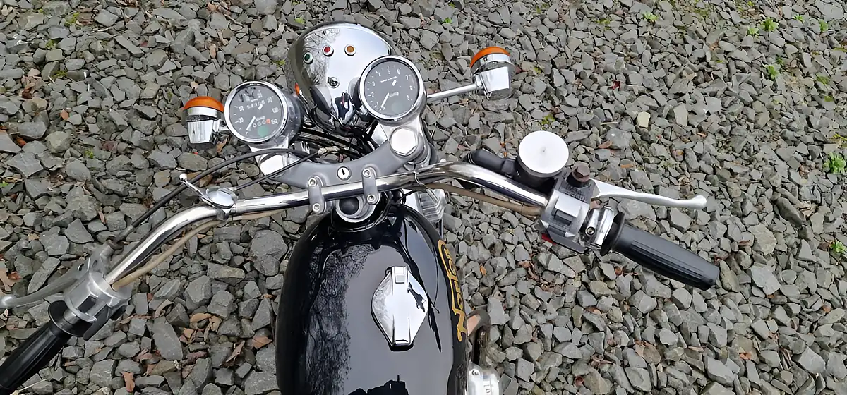 Used 1975 Norton 850 Commando Roadster - Interior and Exterior details 3