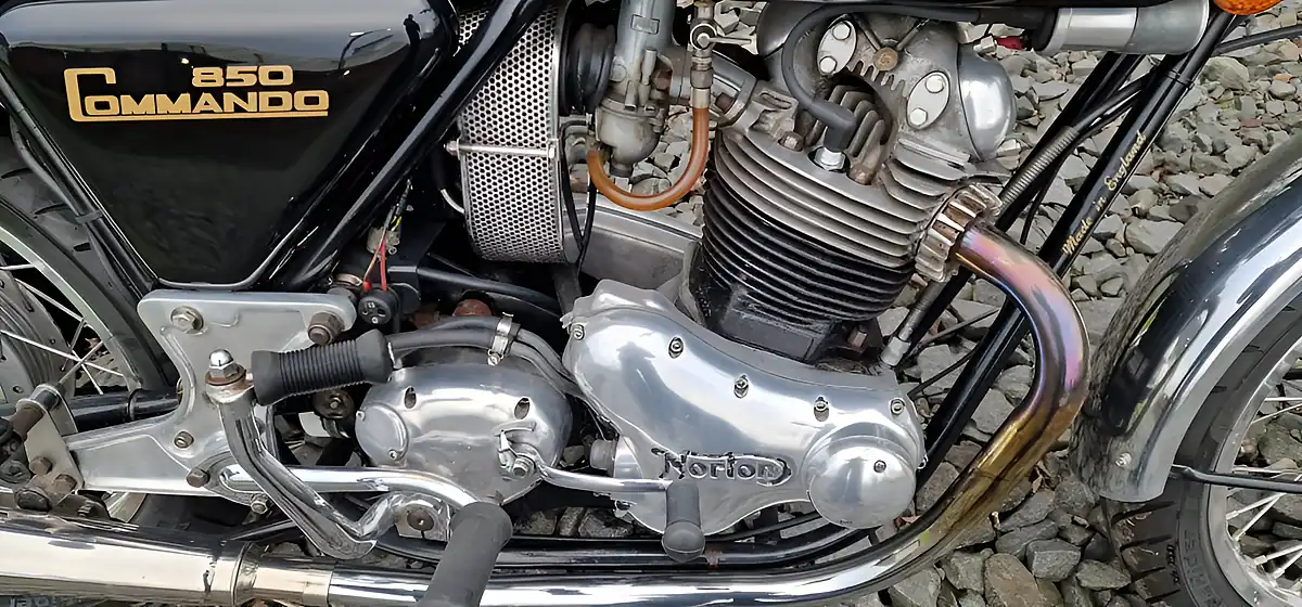 Used 1975 Norton 850 Commando Roadster - Interior and Exterior details 5