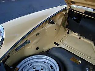 Used 1975 Porsche 911 Coupe Primrose Yellow - Interior and Exterior details 16