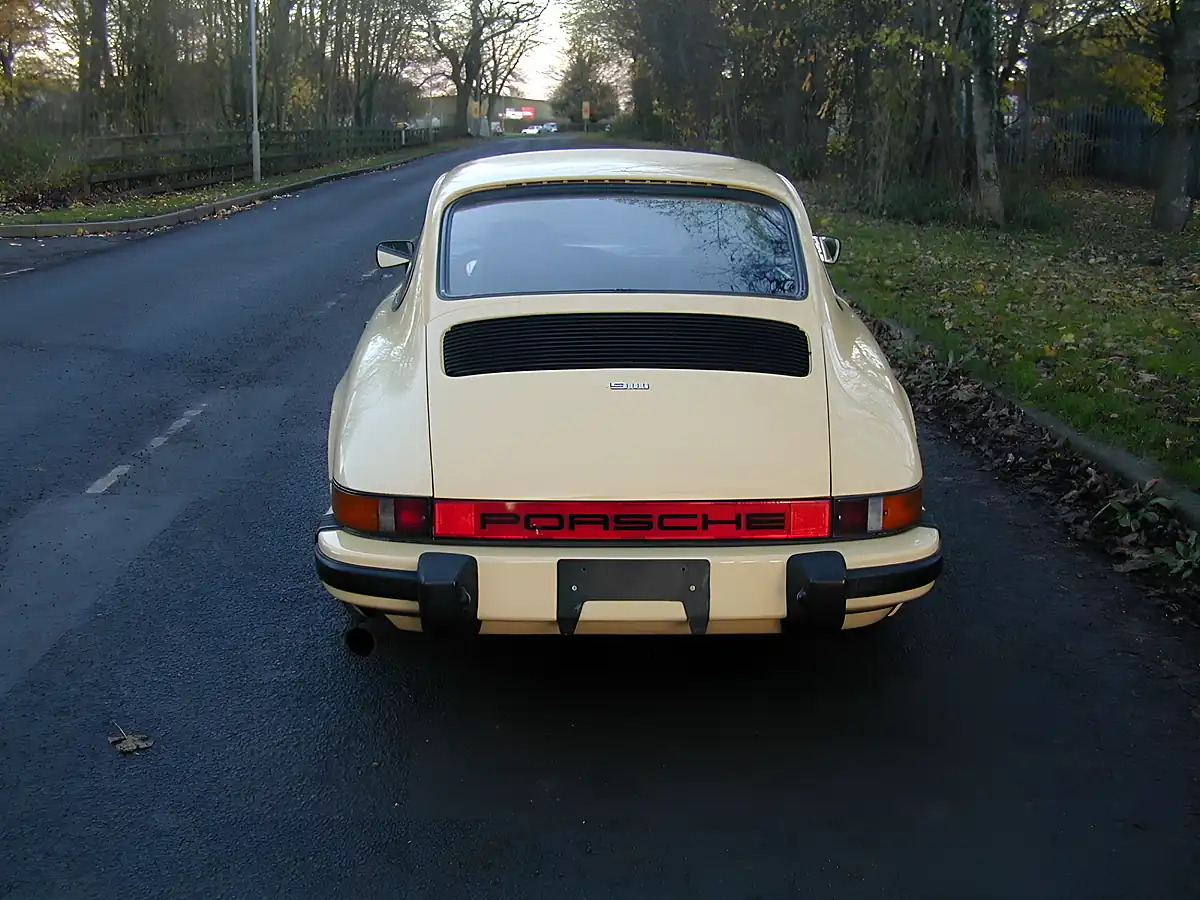 Used 1975 Porsche 911 Coupe Primrose Yellow - Interior and Exterior details 5