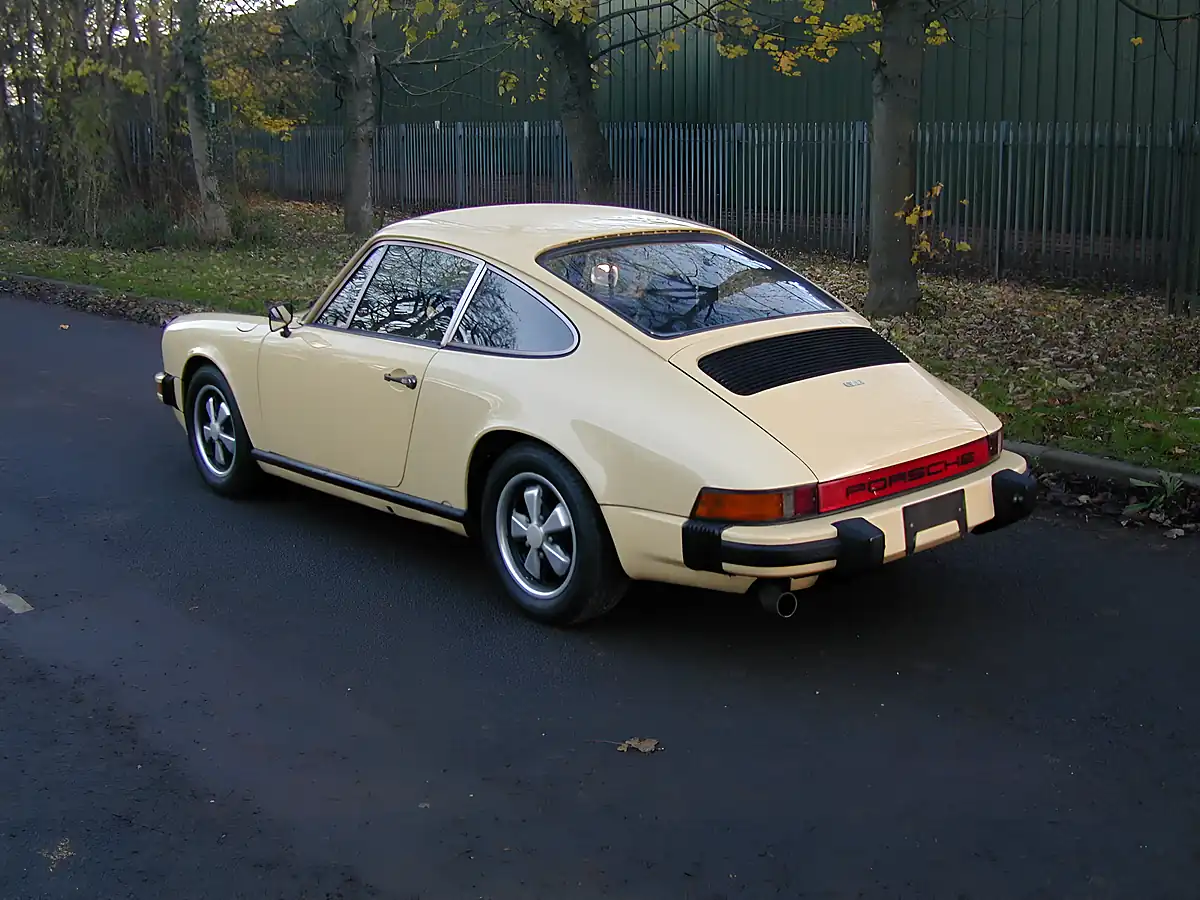 Used 1975 Porsche 911 Coupe Primrose Yellow - Interior and Exterior details 6