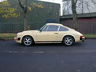 Used 1975 Porsche 911 Coupe Primrose Yellow - Interior and Exterior details 7