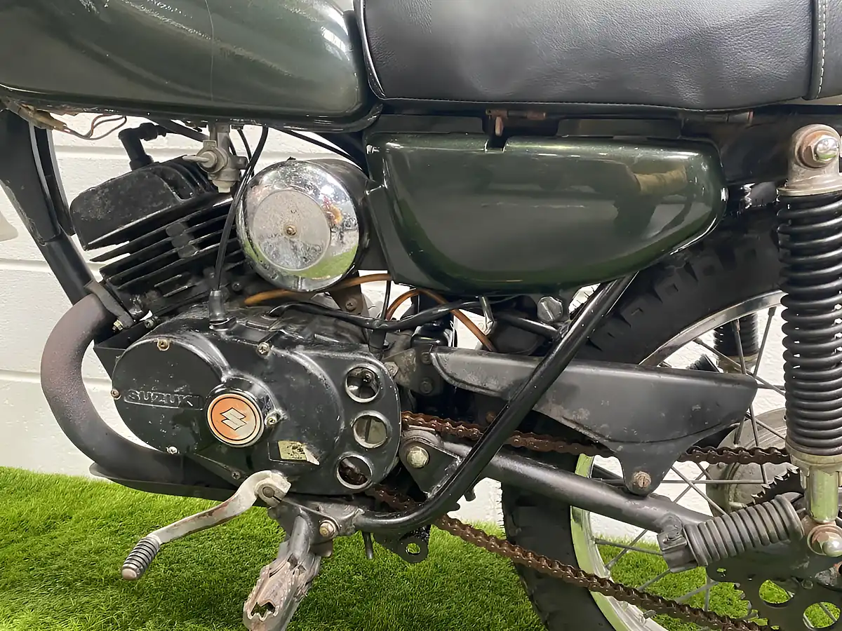 Used 1975 Suzuki TS90 Green - Interior and Exterior details 19