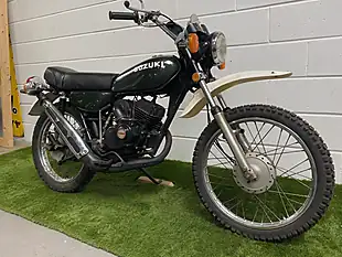 Used 1975 Suzuki TS90 Green - Interior and Exterior details 3