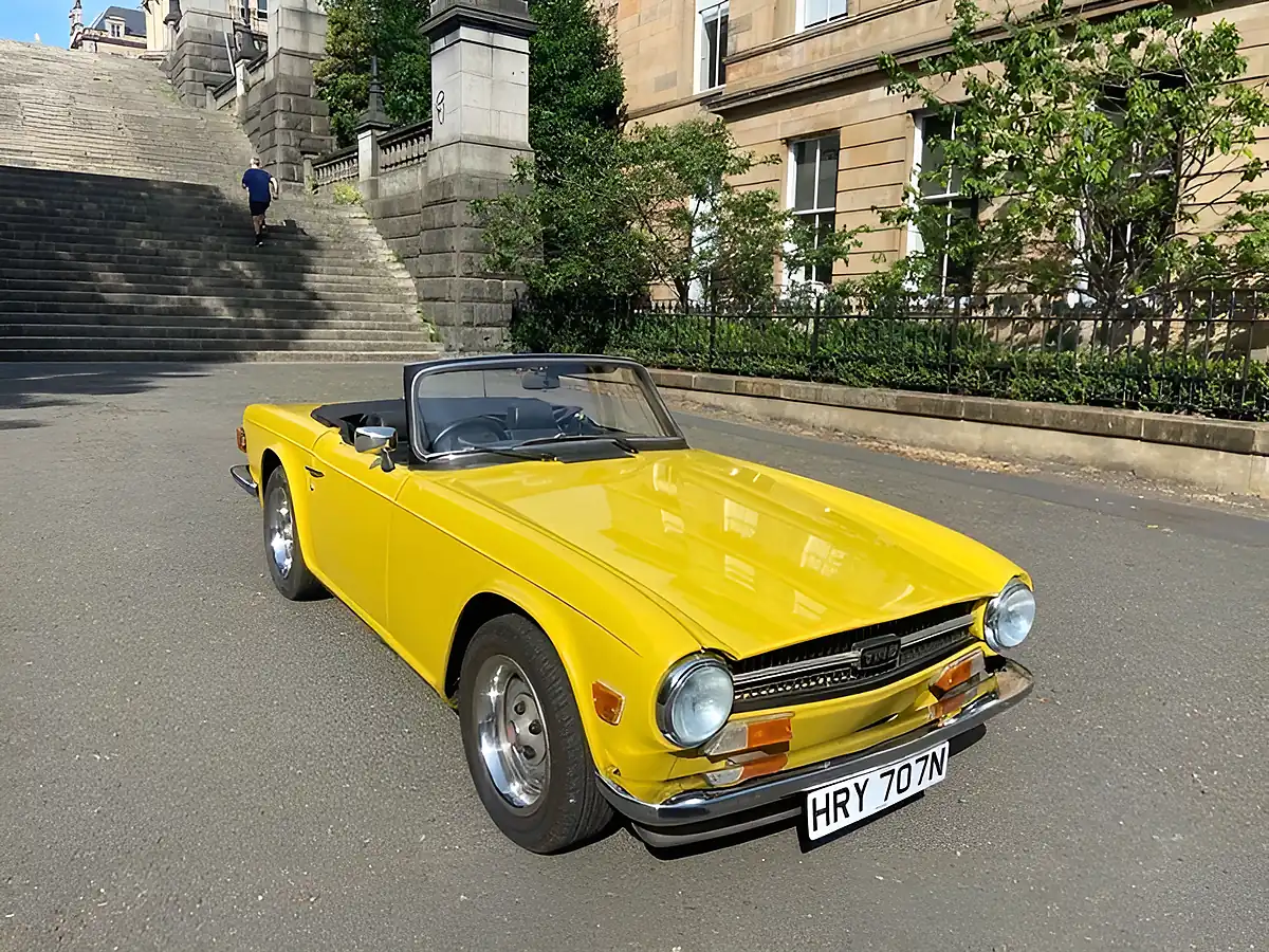Used 1975 Triumph TR6 Yellow - Interior and Exterior details 5