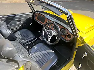 Used 1975 Triumph TR6 Yellow - Interior and Exterior details 8