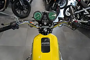 Used 1976 Honda CB750 Yellow - Interior and Exterior details 7
