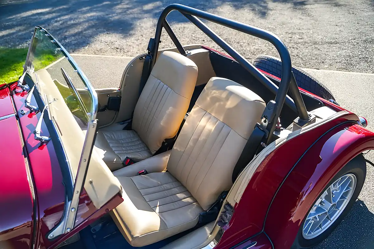 Used 1976 Morgan Plus 8 - Interior and Exterior details 10