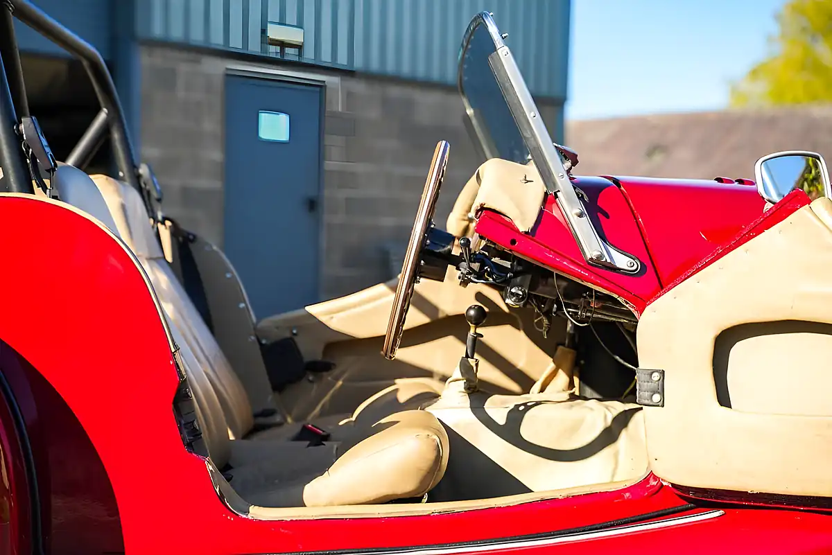 Used 1976 Morgan Plus 8 - Interior and Exterior details 11