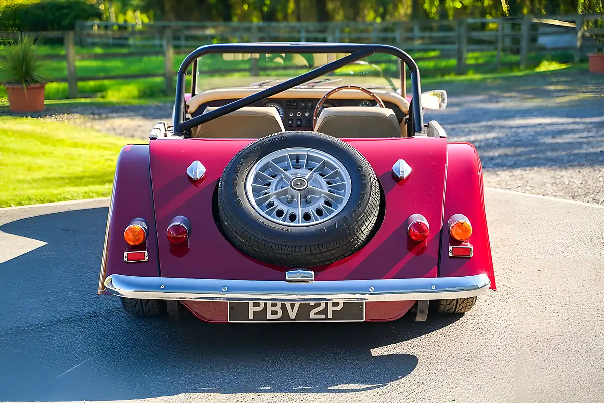 Used 1976 Morgan Plus 8 - Interior and Exterior details 16