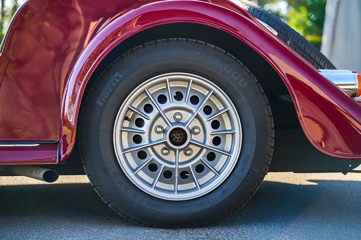 Used 1976 Morgan Plus 8 - Interior and Exterior details 9