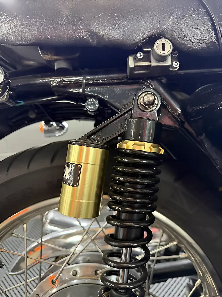 Used 1976 Suzuki GT Black - Interior and Exterior details 17