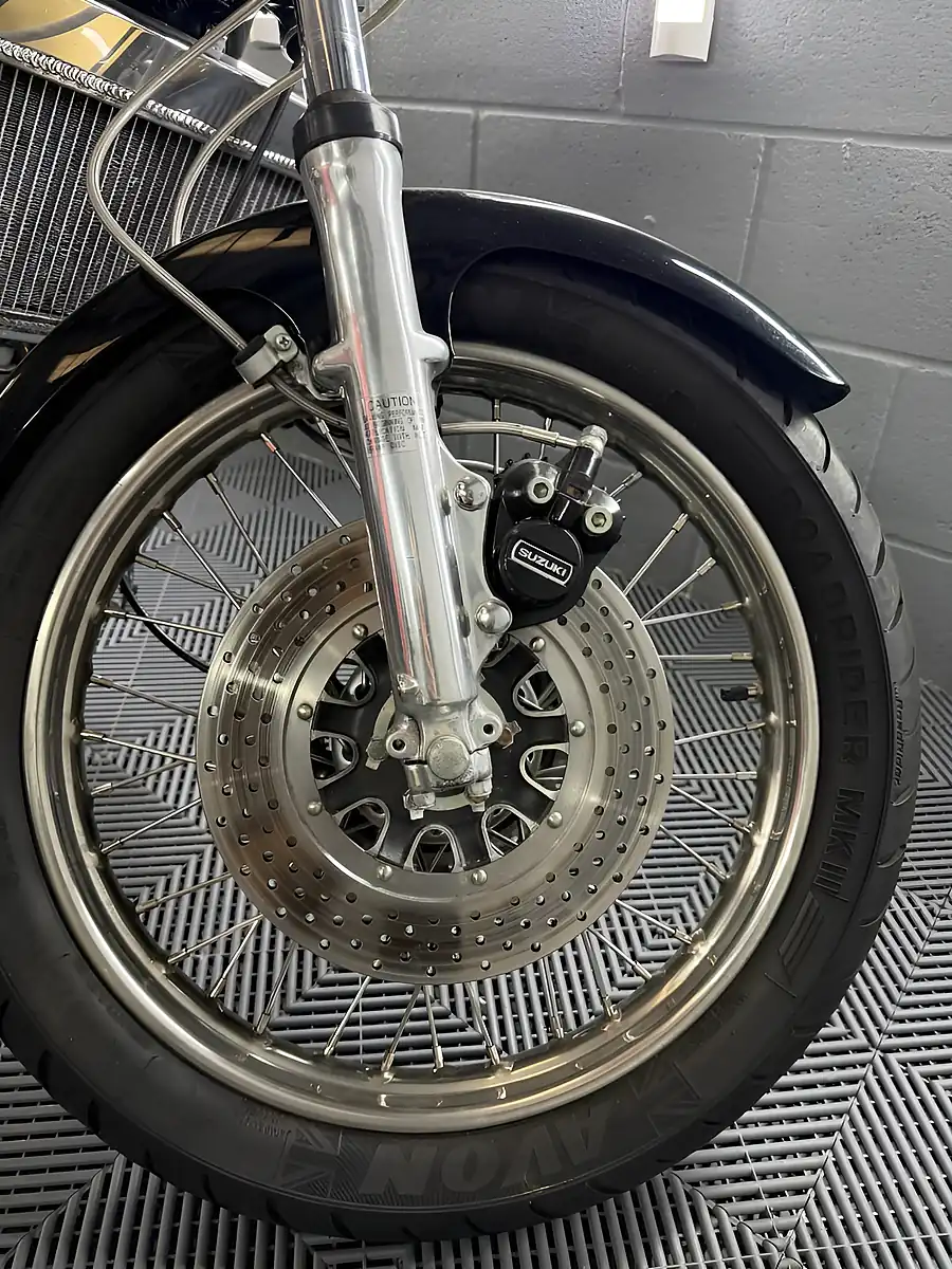 Used 1976 Suzuki GT Black - Interior and Exterior details 4