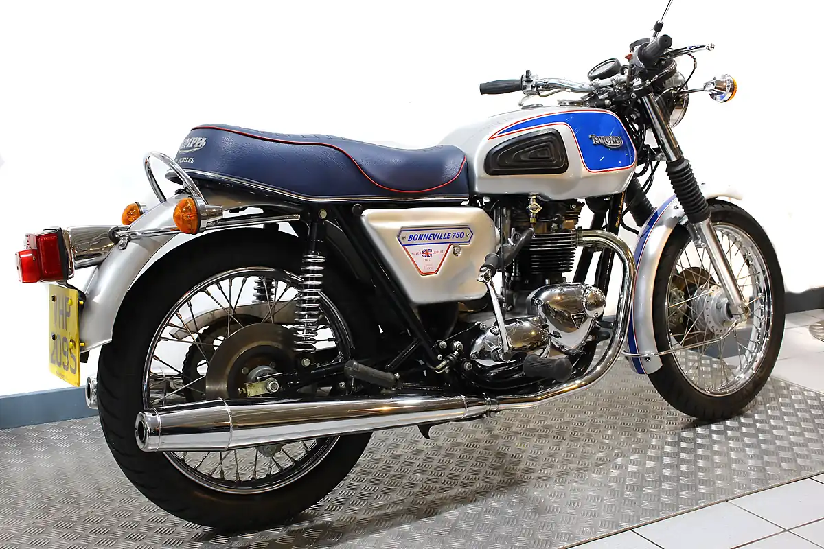 Used 1977 Triumph Bonneville T140VJ Jubilee Blue - Interior and Exterior details 3