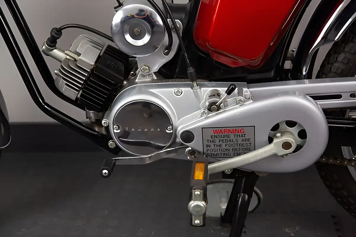 Used 1977 Yamaha FS1E Baja Brown - Interior and Exterior details 6