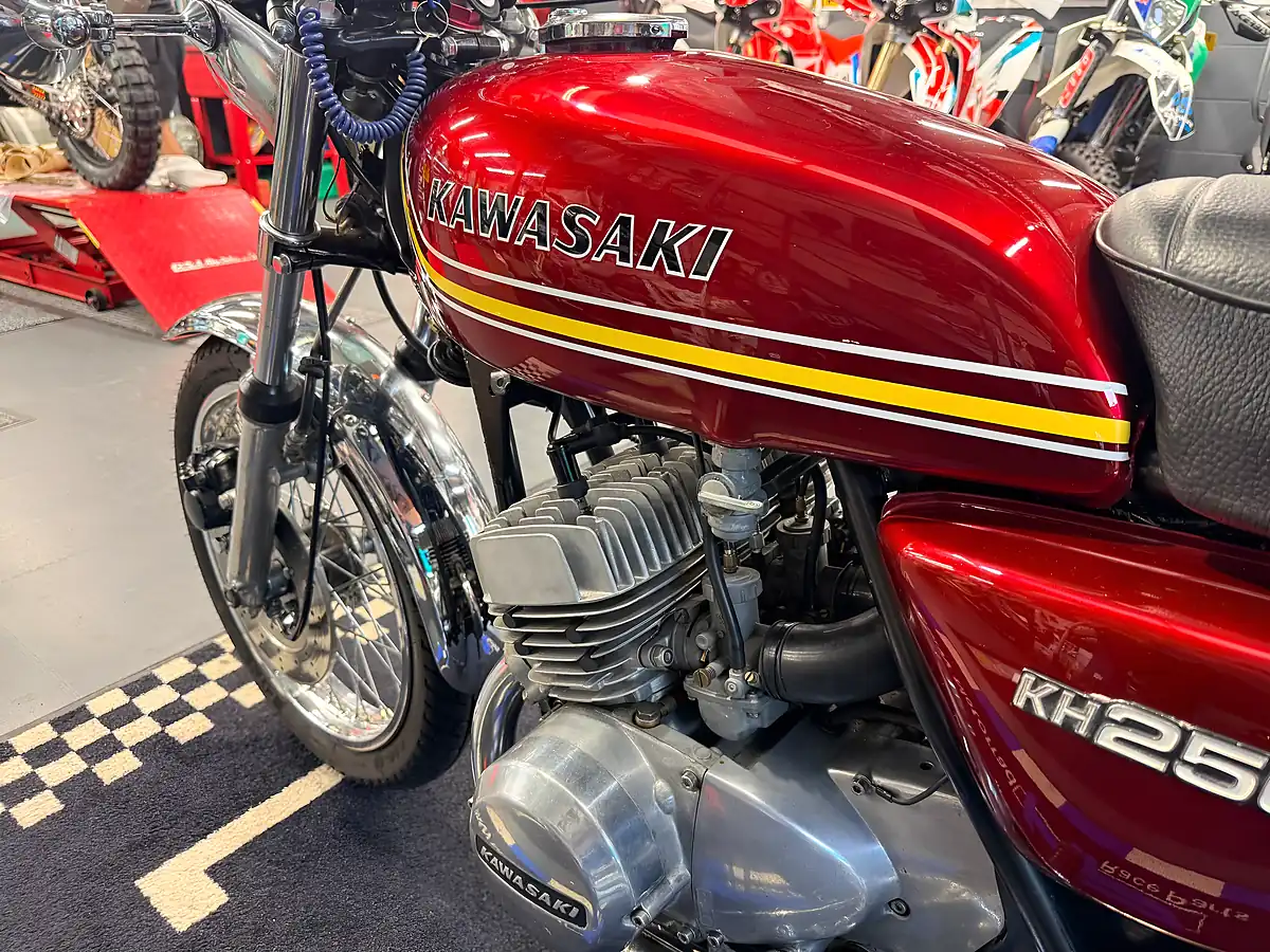 Used 1978 Kawasaki KH250 - Interior and Exterior details 6