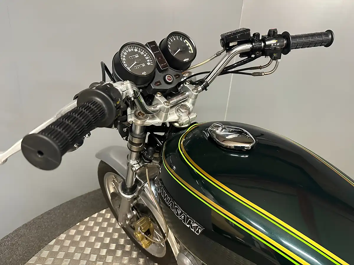 Used 1978 Kawasaki Z1 Z Green - Interior and Exterior details 10