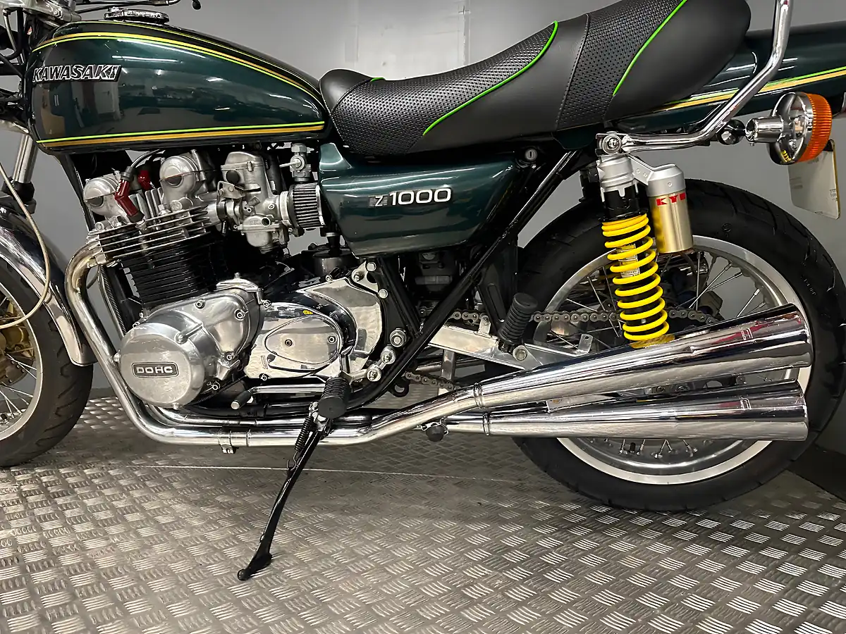 Used 1978 Kawasaki Z1 Z Green - Interior and Exterior details 15