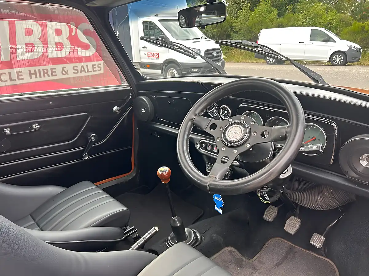 Used 1978 MINI Clubman - Interior and Exterior details 11