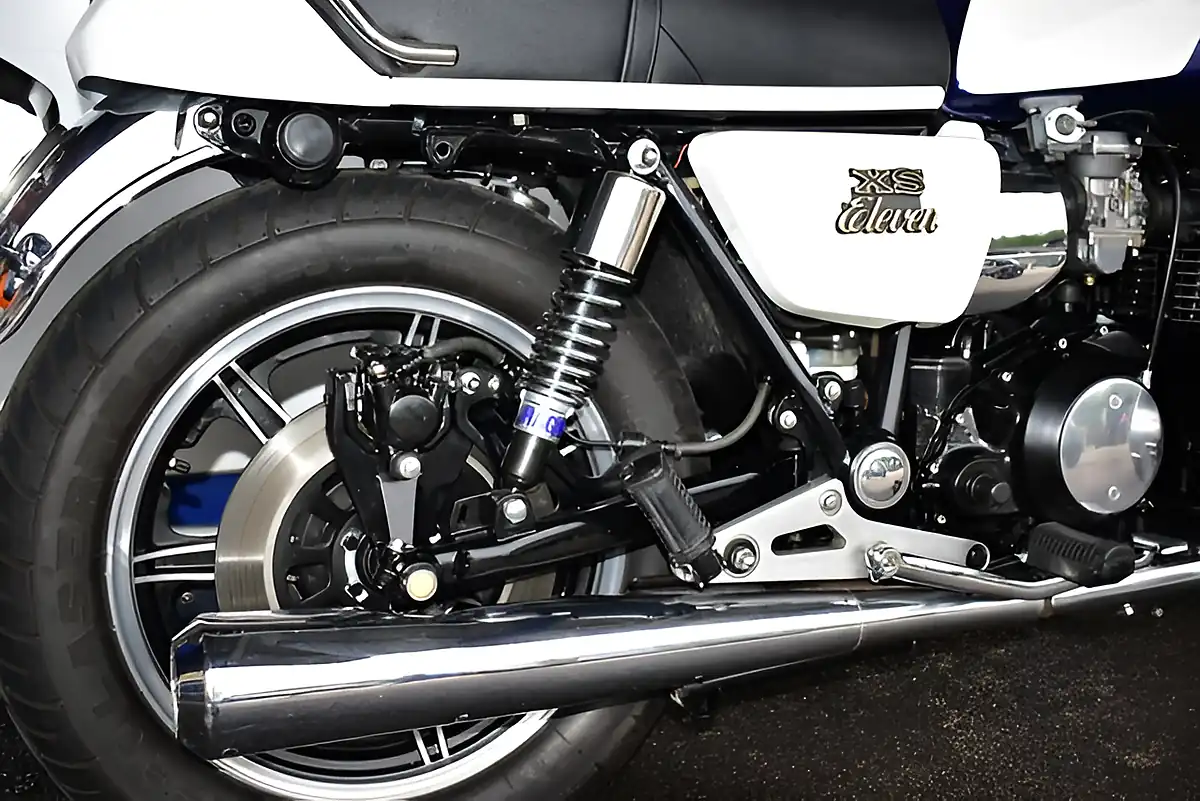 Used 1978 Yamaha XS1100 White - Interior and Exterior details 9