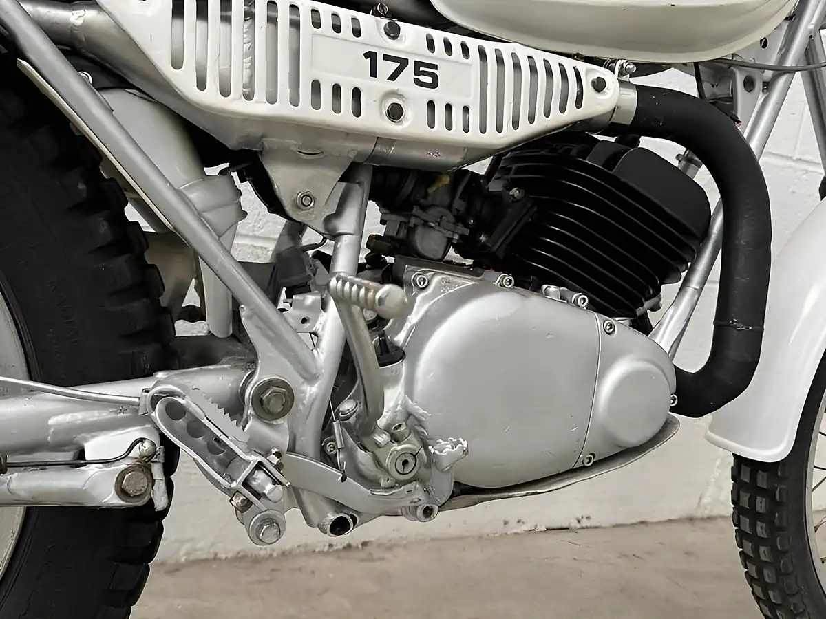 Used 1979 Yamaha Tx - Interior and Exterior details 5