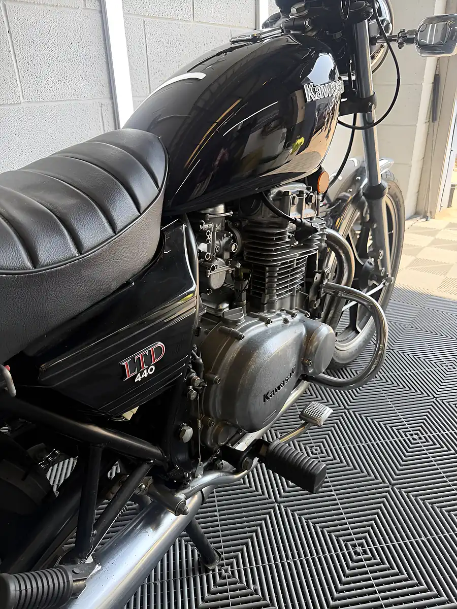 Used 1980 Kawasaki Ltd Black - Interior and Exterior details 12