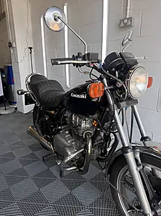 Used 1980 Kawasaki Ltd Black - Interior and Exterior details 8