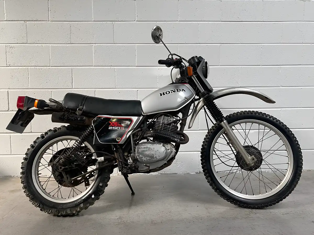 Used 1981 Honda XL250S Silver - Front View